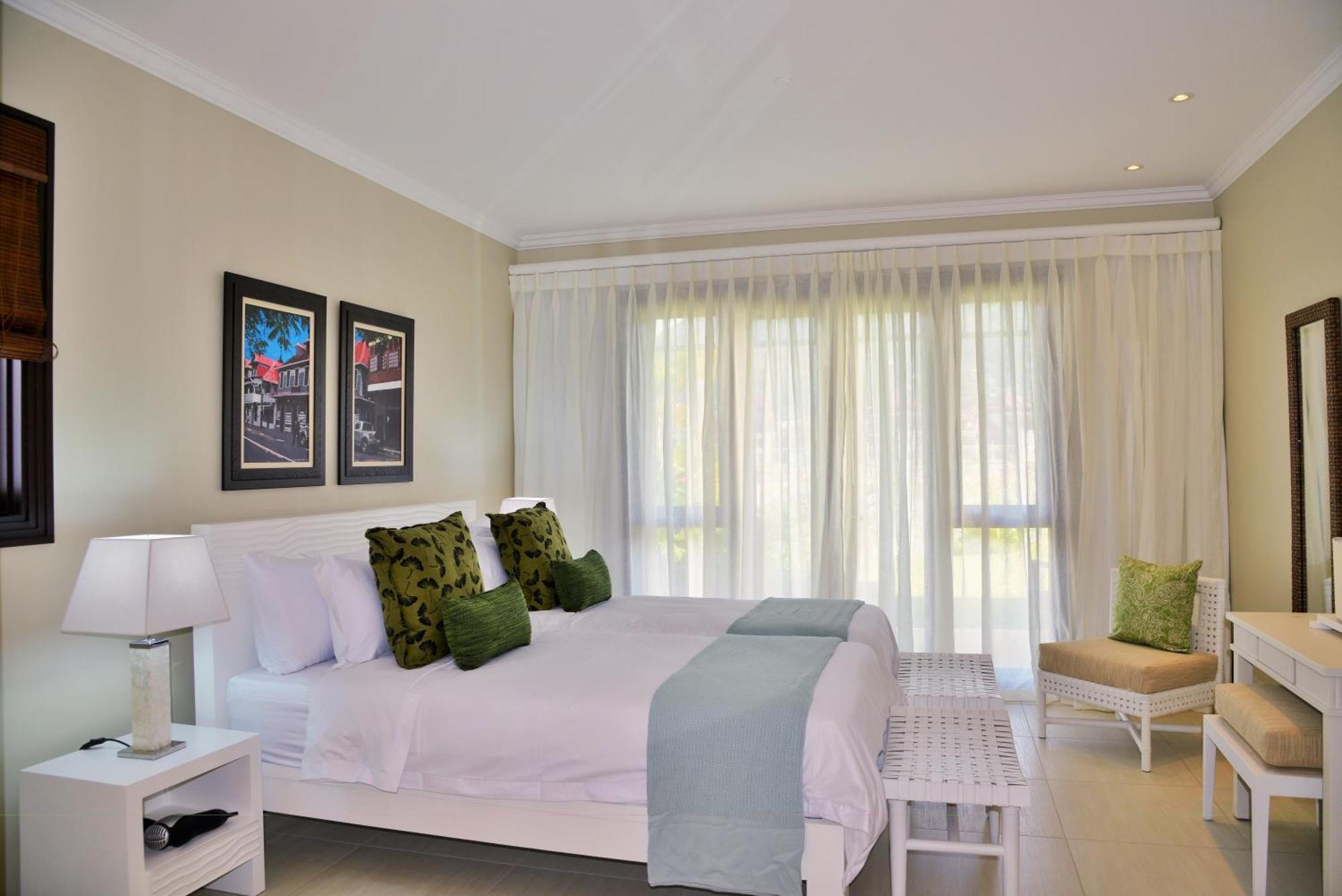 Eden Island Luxury Accommodation Exterior photo