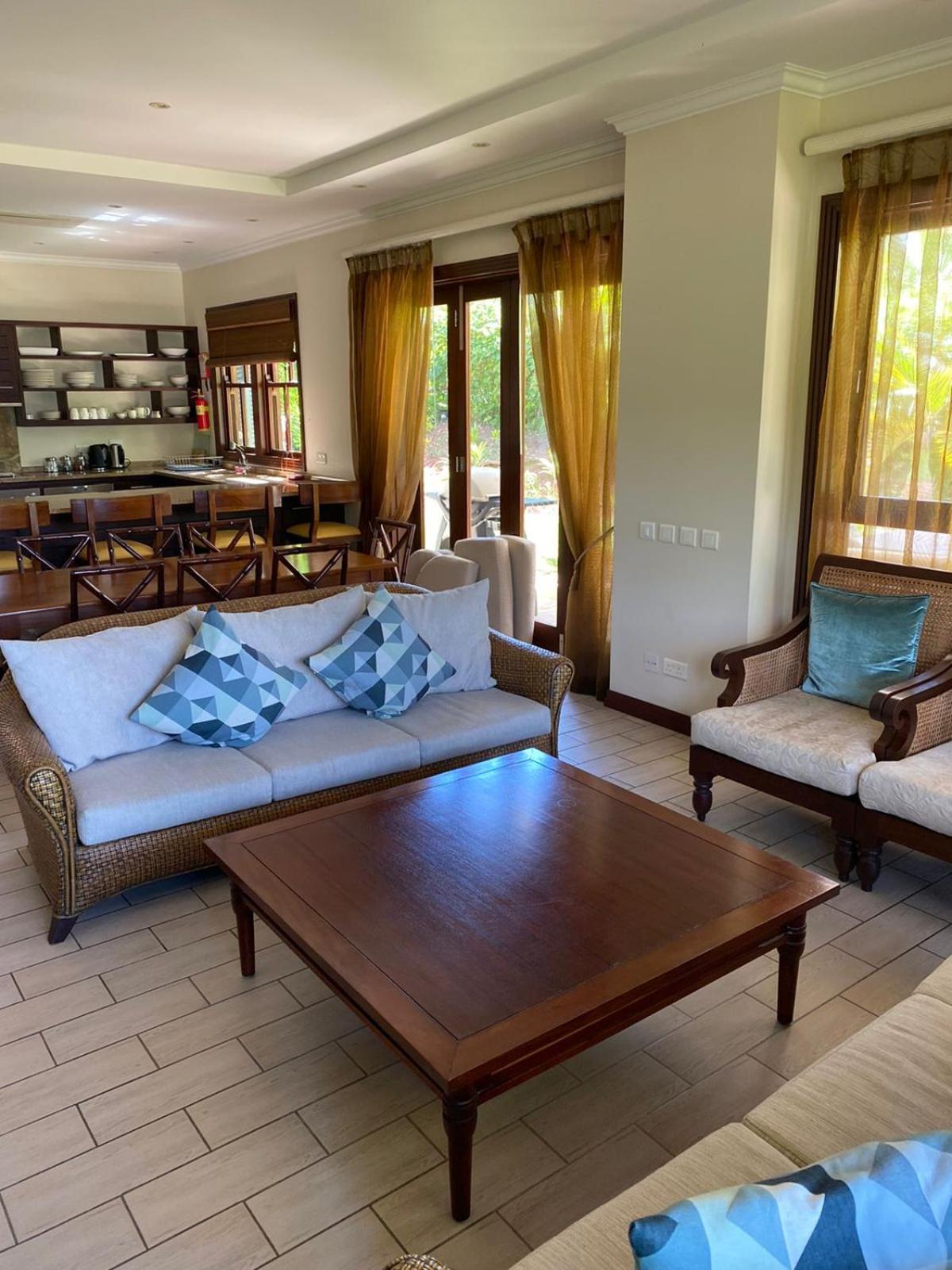 Eden Island Luxury Accommodation Exterior photo